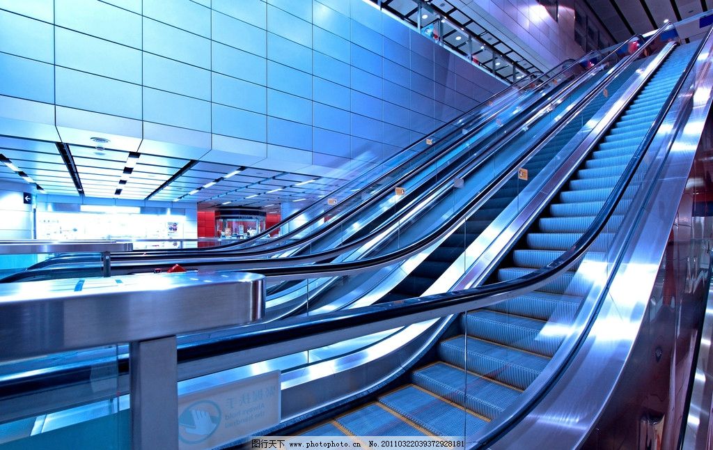 手扶电梯图片