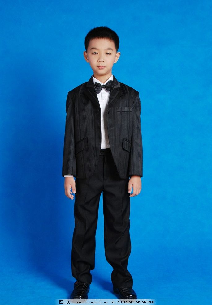 漂亮可爱的小男孩 儿童人物 童装素材 人物写真 人物图库 小西装 儿童